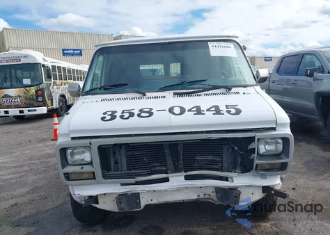 1994 GMC Vandura G2500 z USA, uszkodzony, nr VIN 1GTEG25H1RF522478